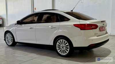 Ford Focus - Foto 7