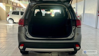 Mitsubishi Outlander - Foto 8