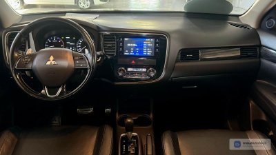 Mitsubishi Outlander - Foto 12