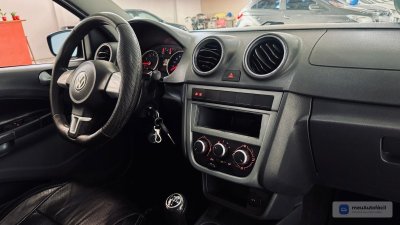 Volkswagen Saveiro - Foto 8