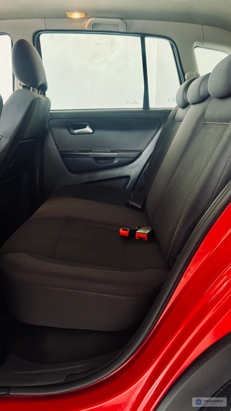 Volkswagen Space cross