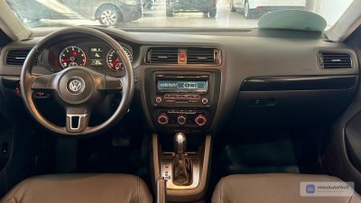 Volkswagen Jetta - Foto 6