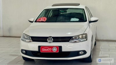 Volkswagen Jetta - Foto 1