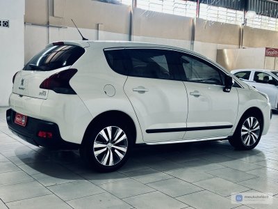 Peugeot 3008 - Foto 2