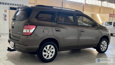 Chevrolet Spin - Foto 4