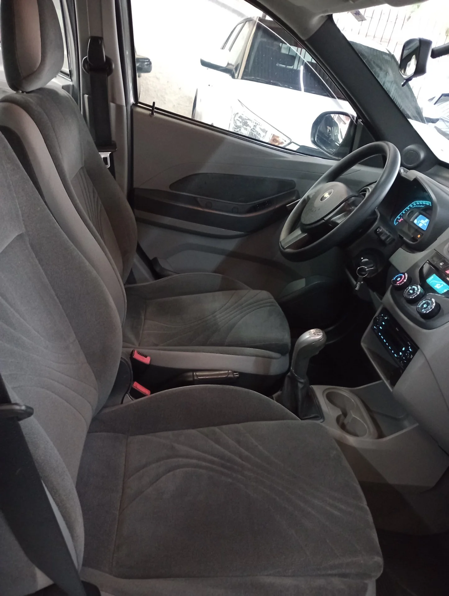 Chevrolet Agile - Foto 5