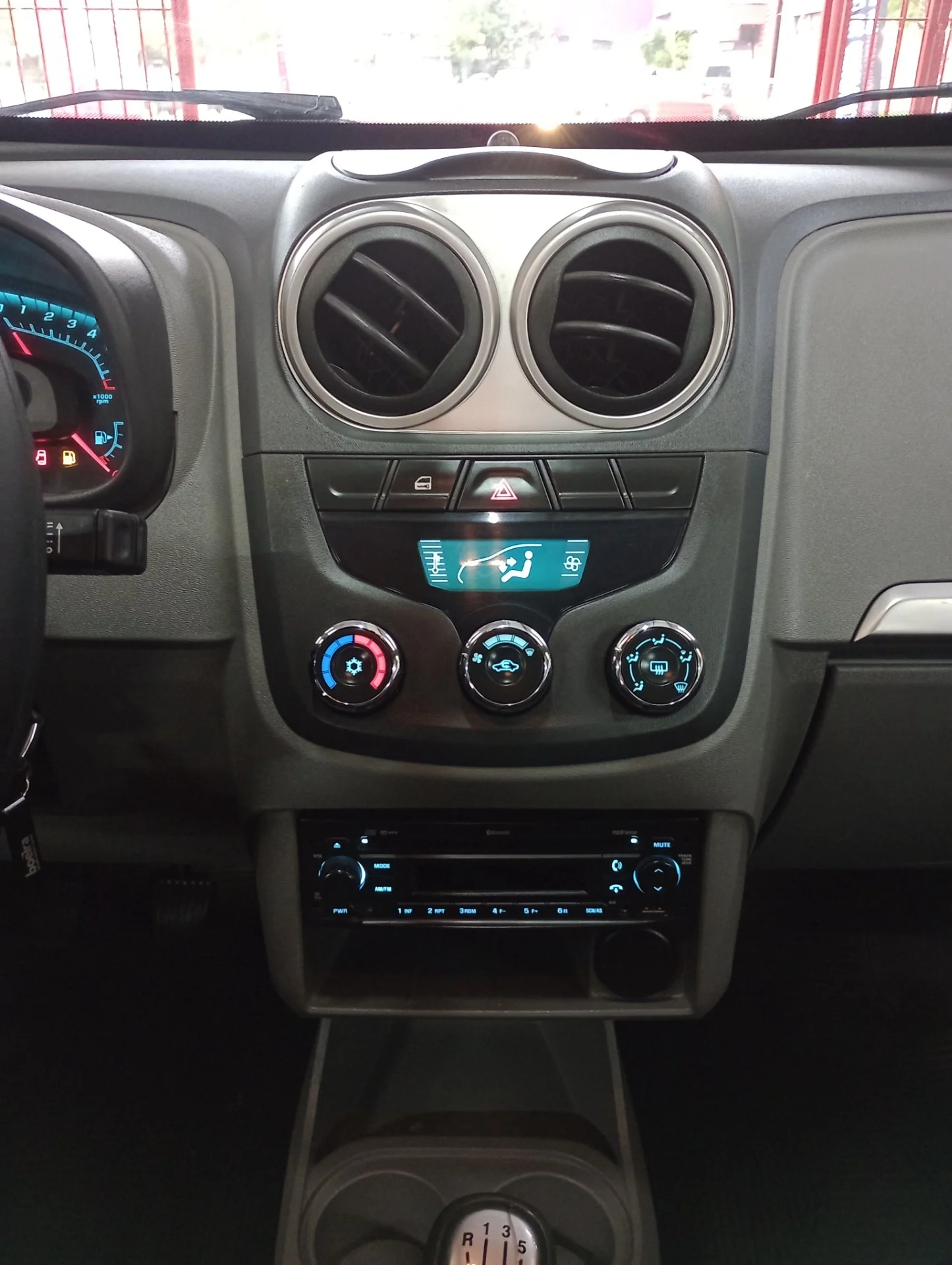 Chevrolet Agile - Foto 7