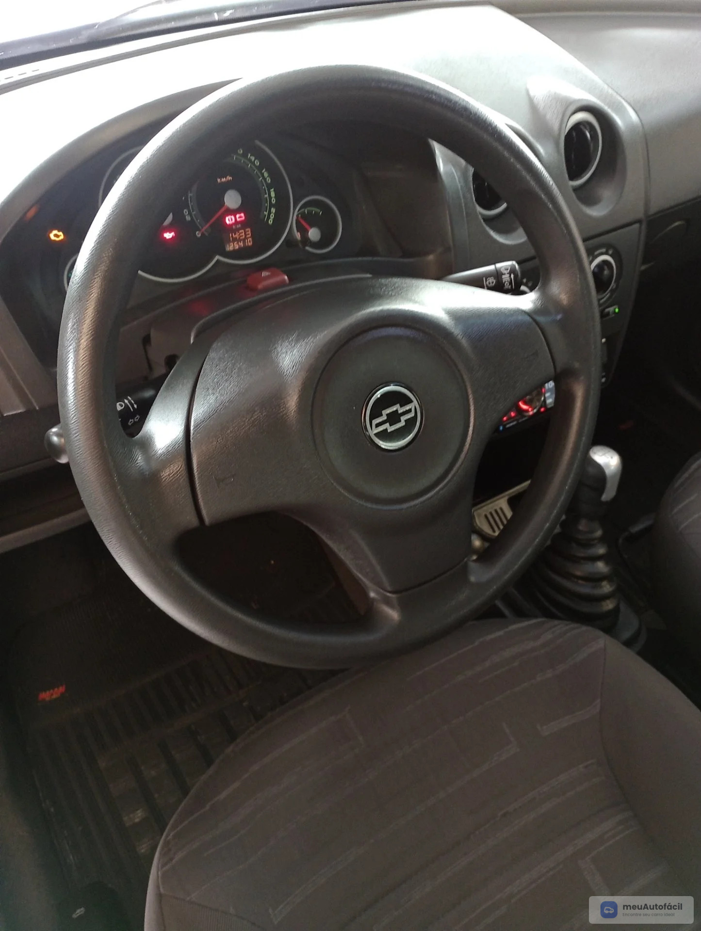 Chevrolet Prisma - Foto 20