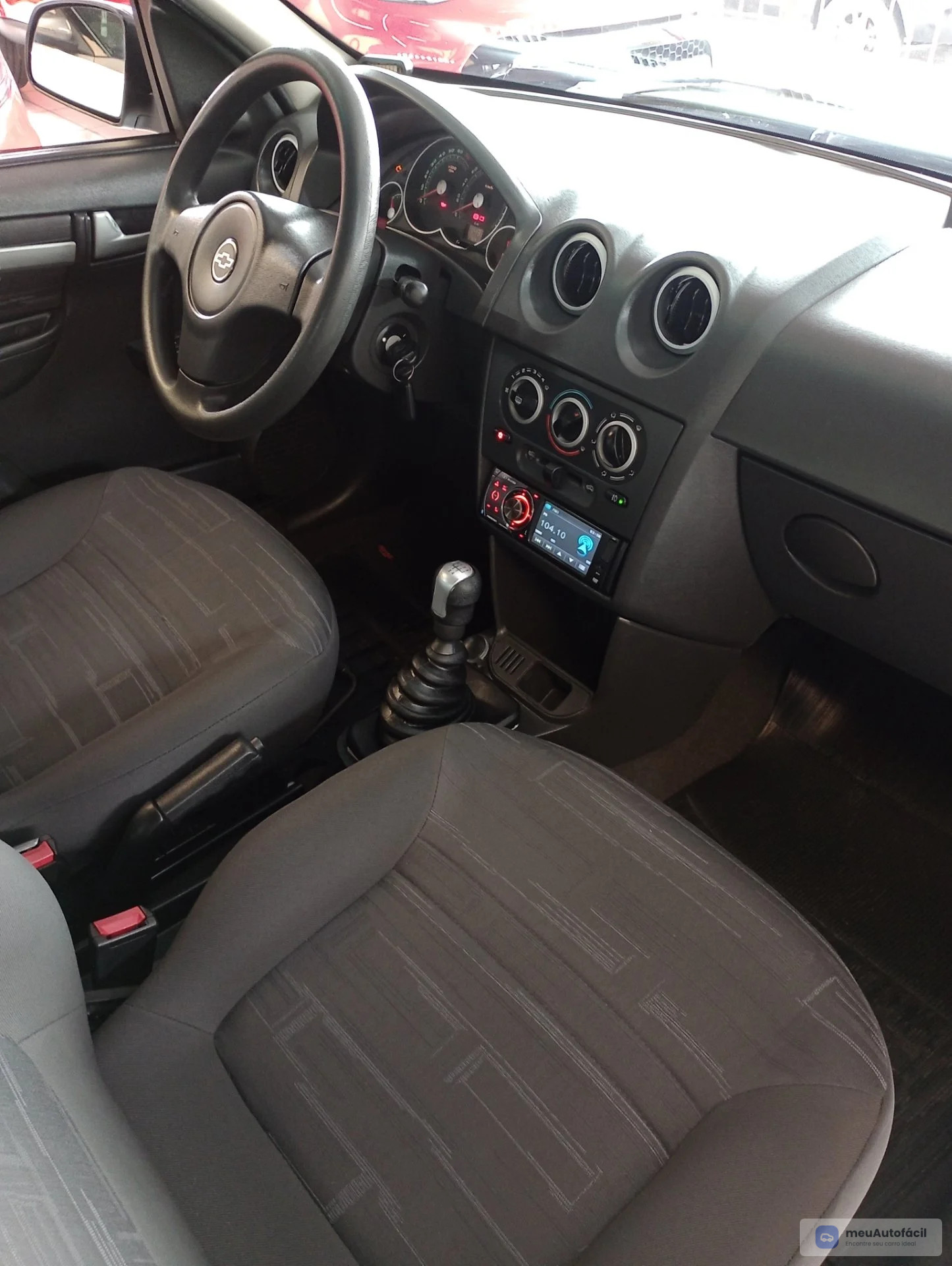 Chevrolet Prisma - Foto 18