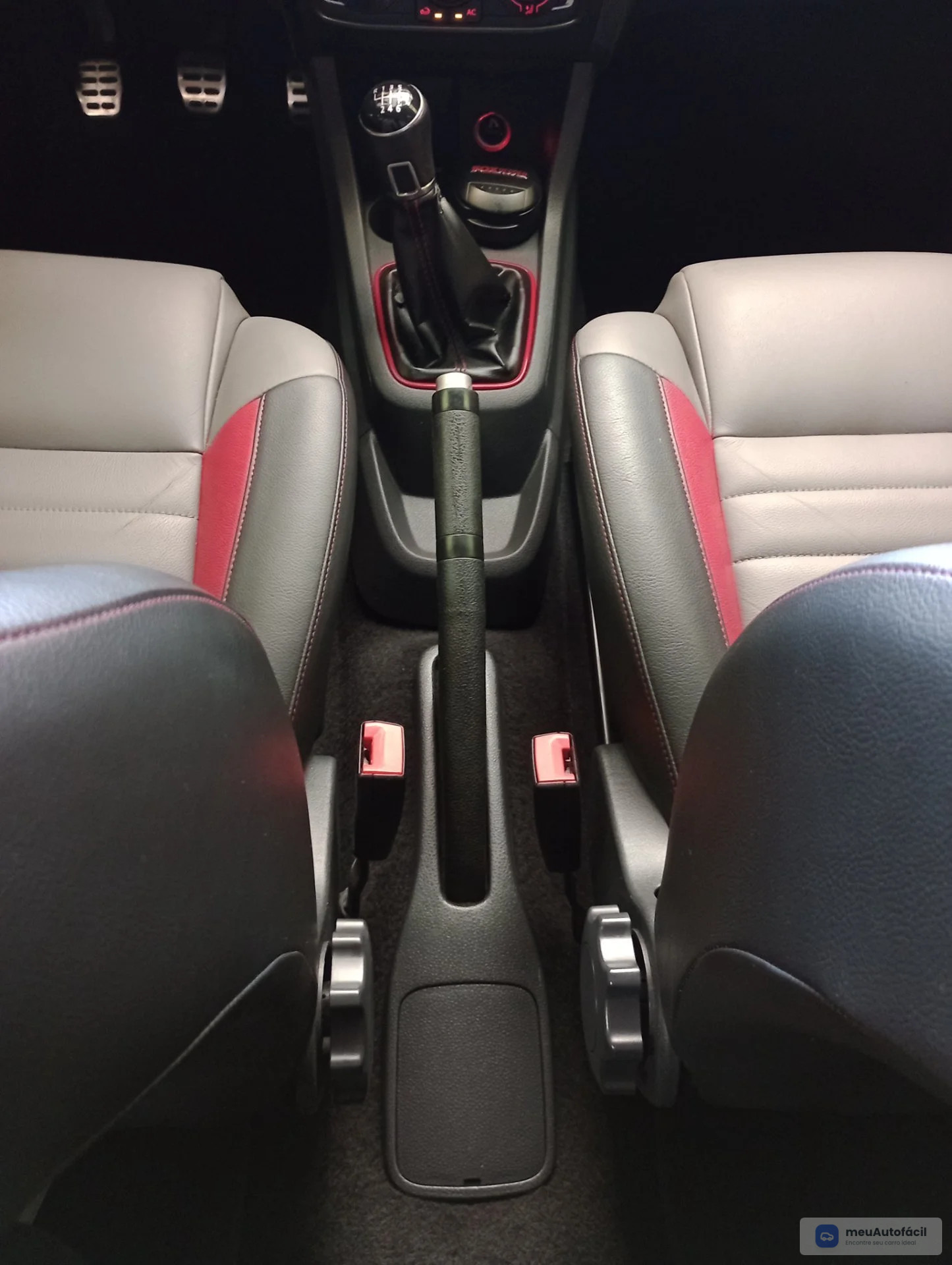 Volkswagen Fox - Foto 9