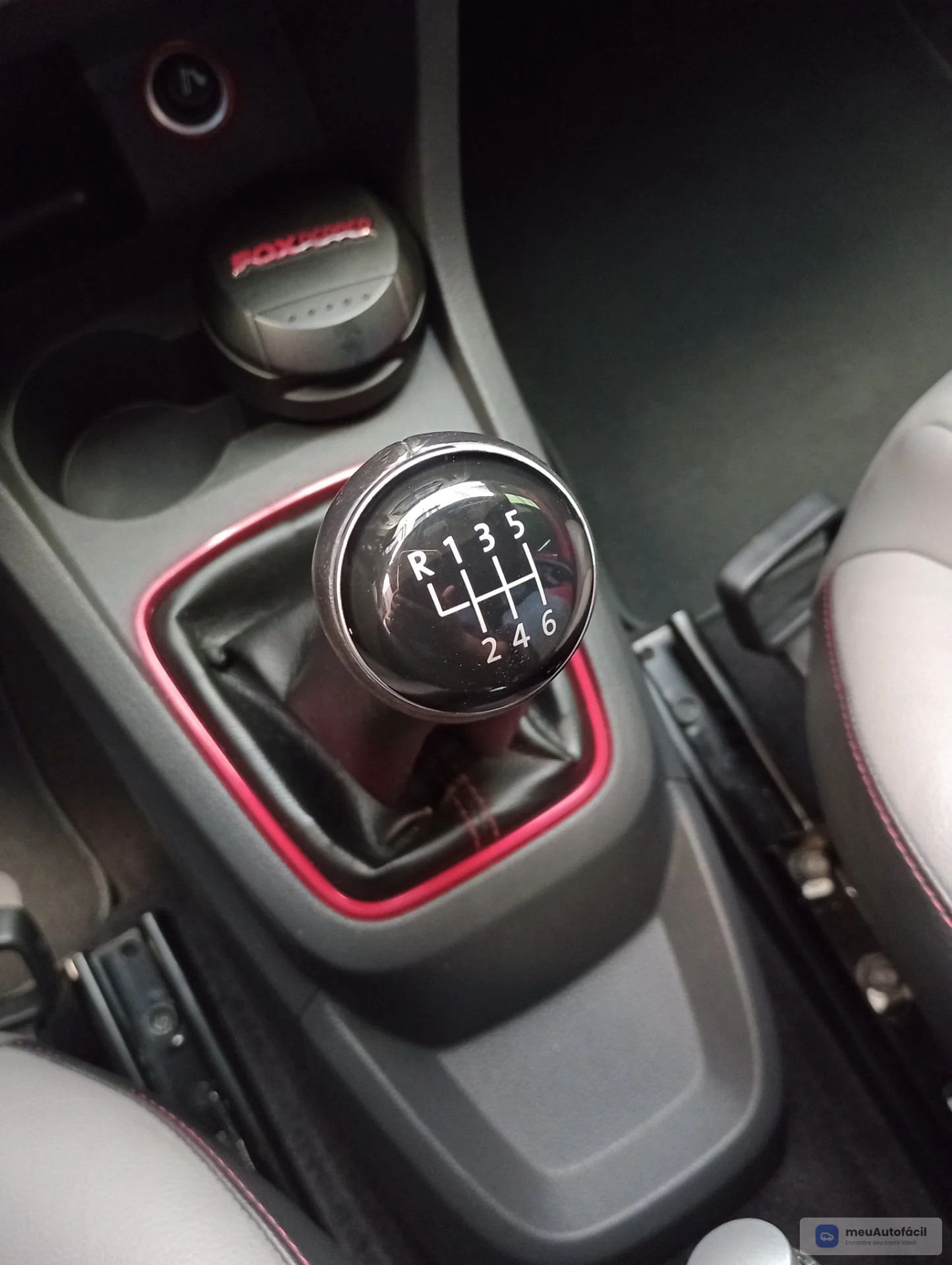 Volkswagen Fox - Foto 13