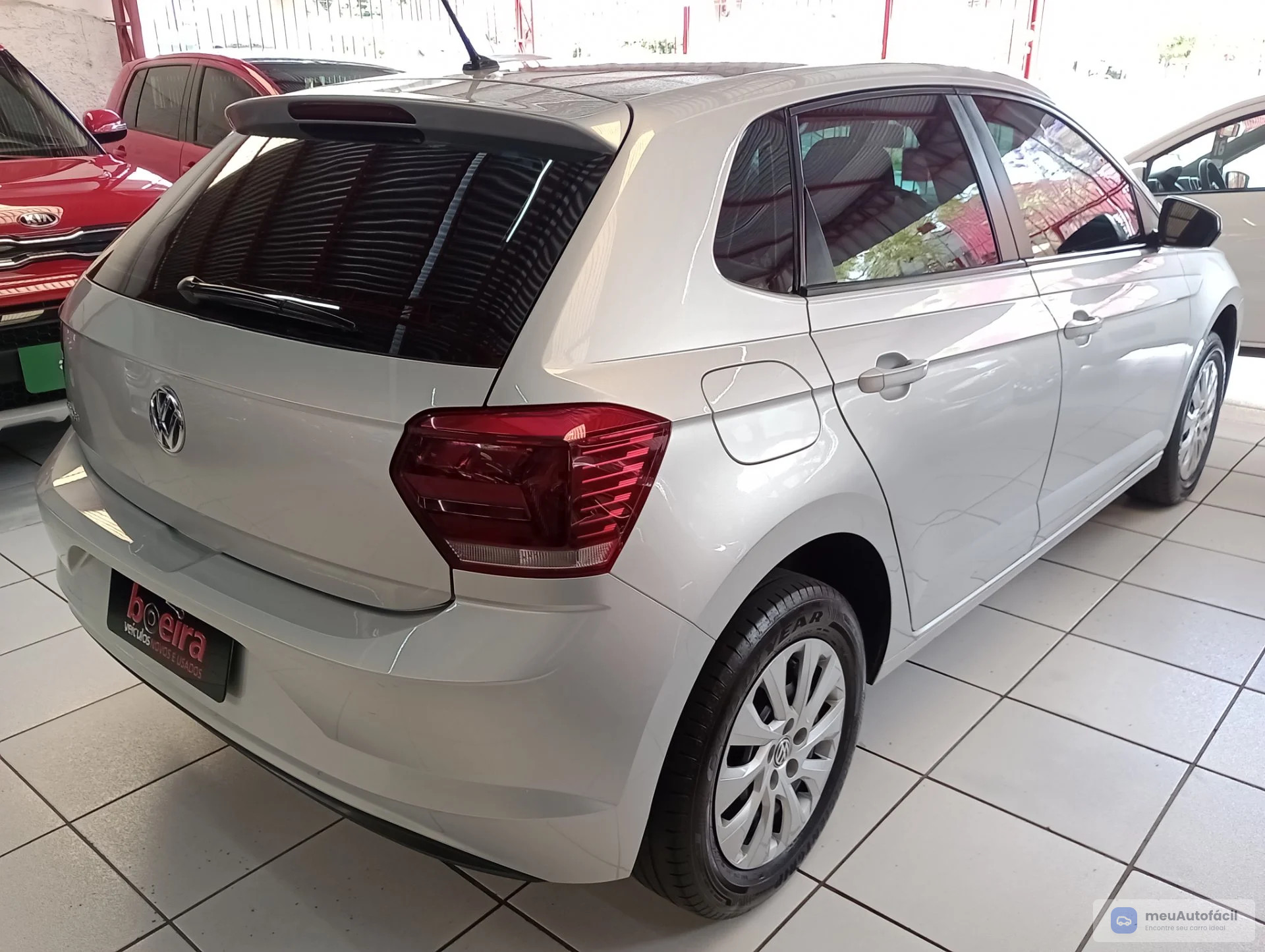 Volkswagen Polo - Foto 9