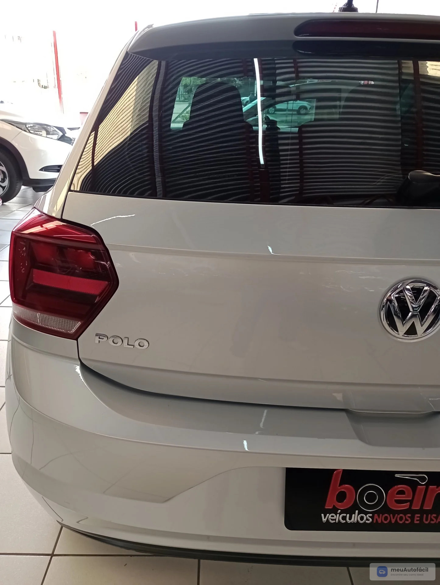 Volkswagen Polo - Foto 2