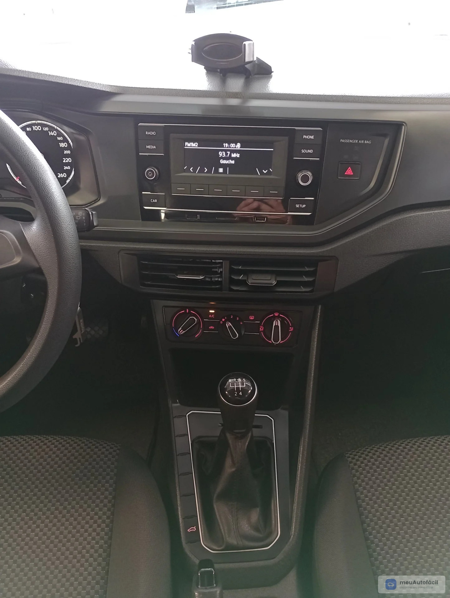 Volkswagen Polo - Foto 12