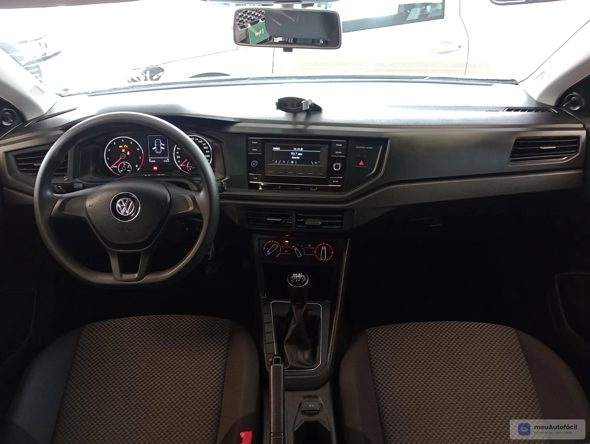 Volkswagen Polo - Foto 7