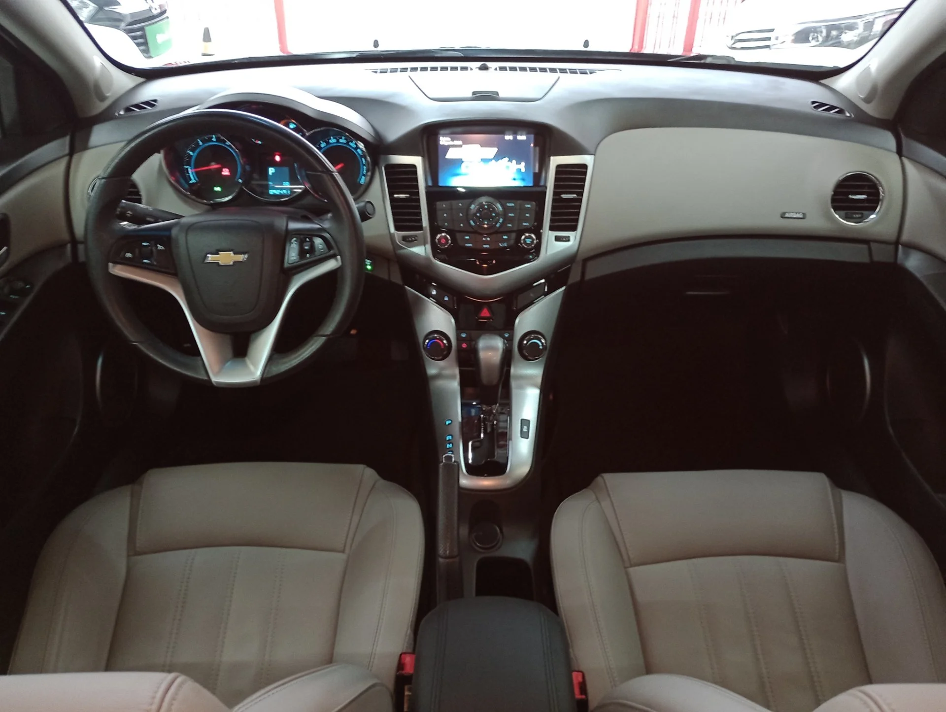 Chevrolet Cruze - Foto 9