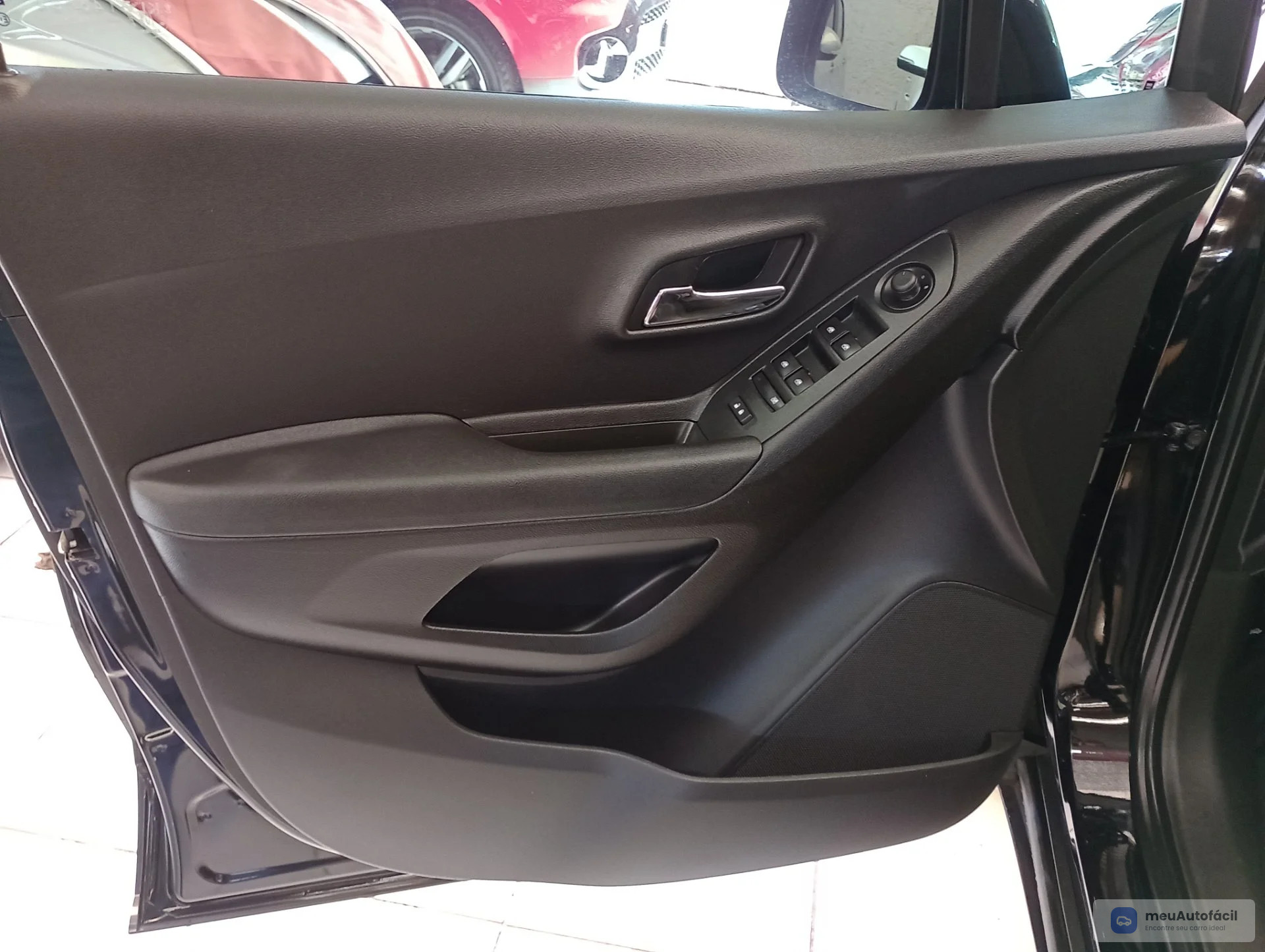 Chevrolet Tracker - Foto 10