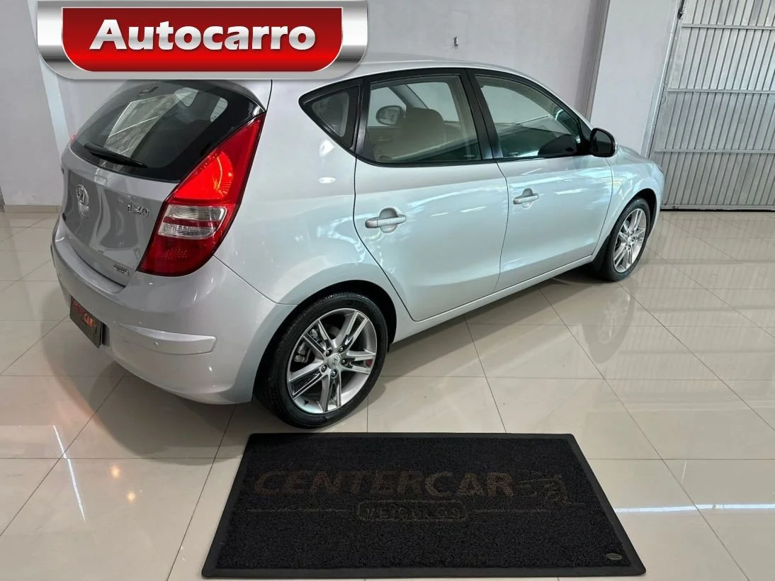 Hyundai i30 - Foto 1