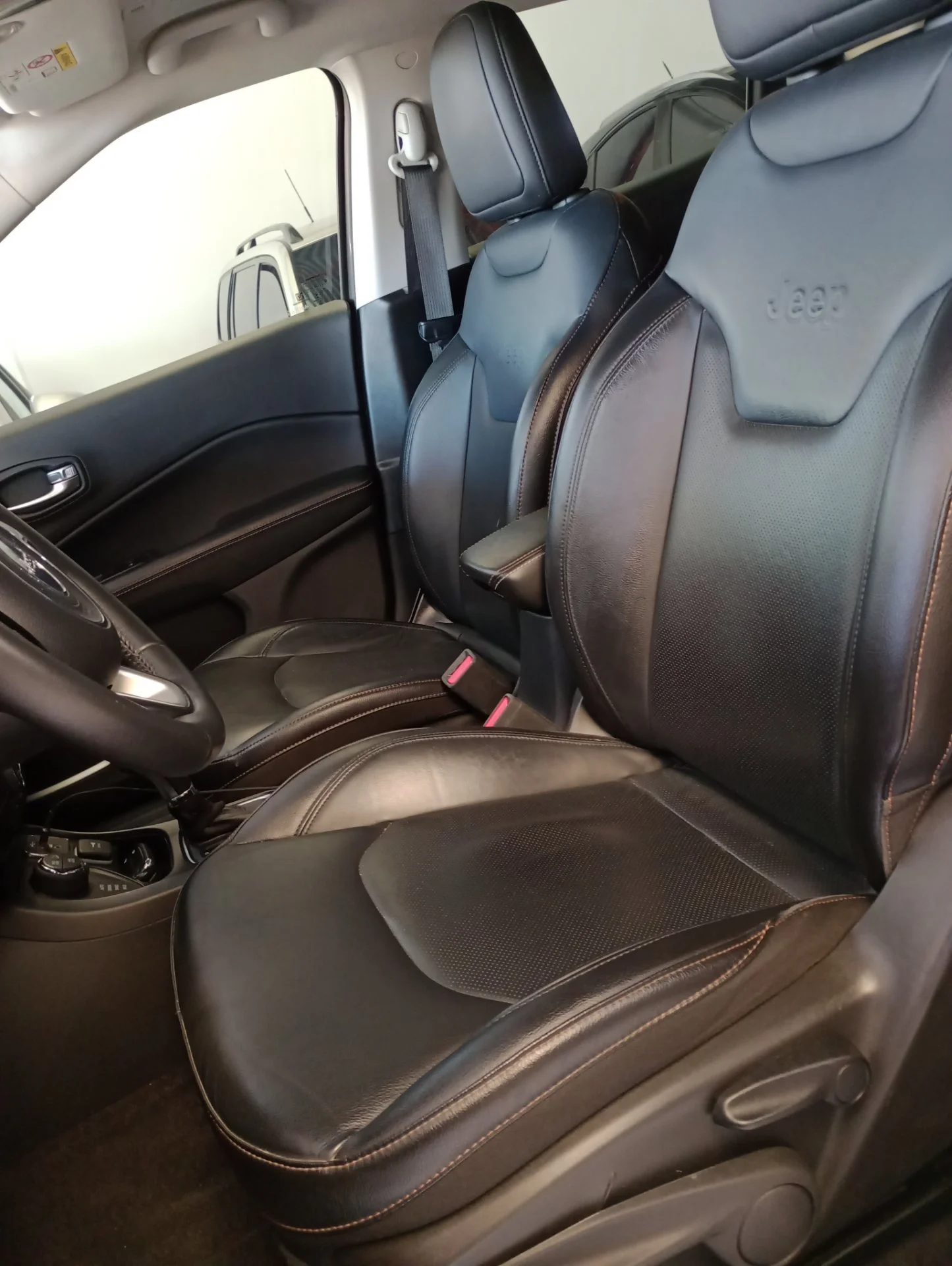 Jeep Compass - Foto 3