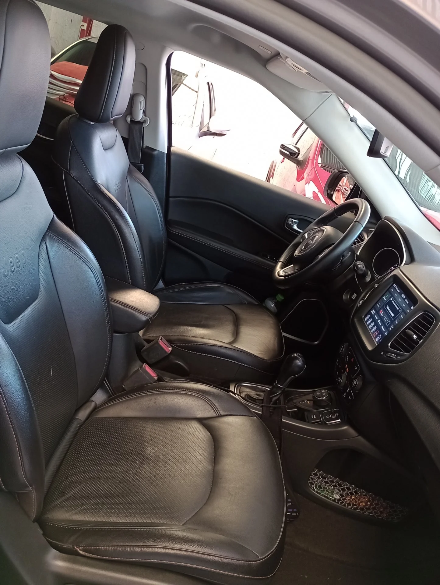 Jeep Compass - Foto 18