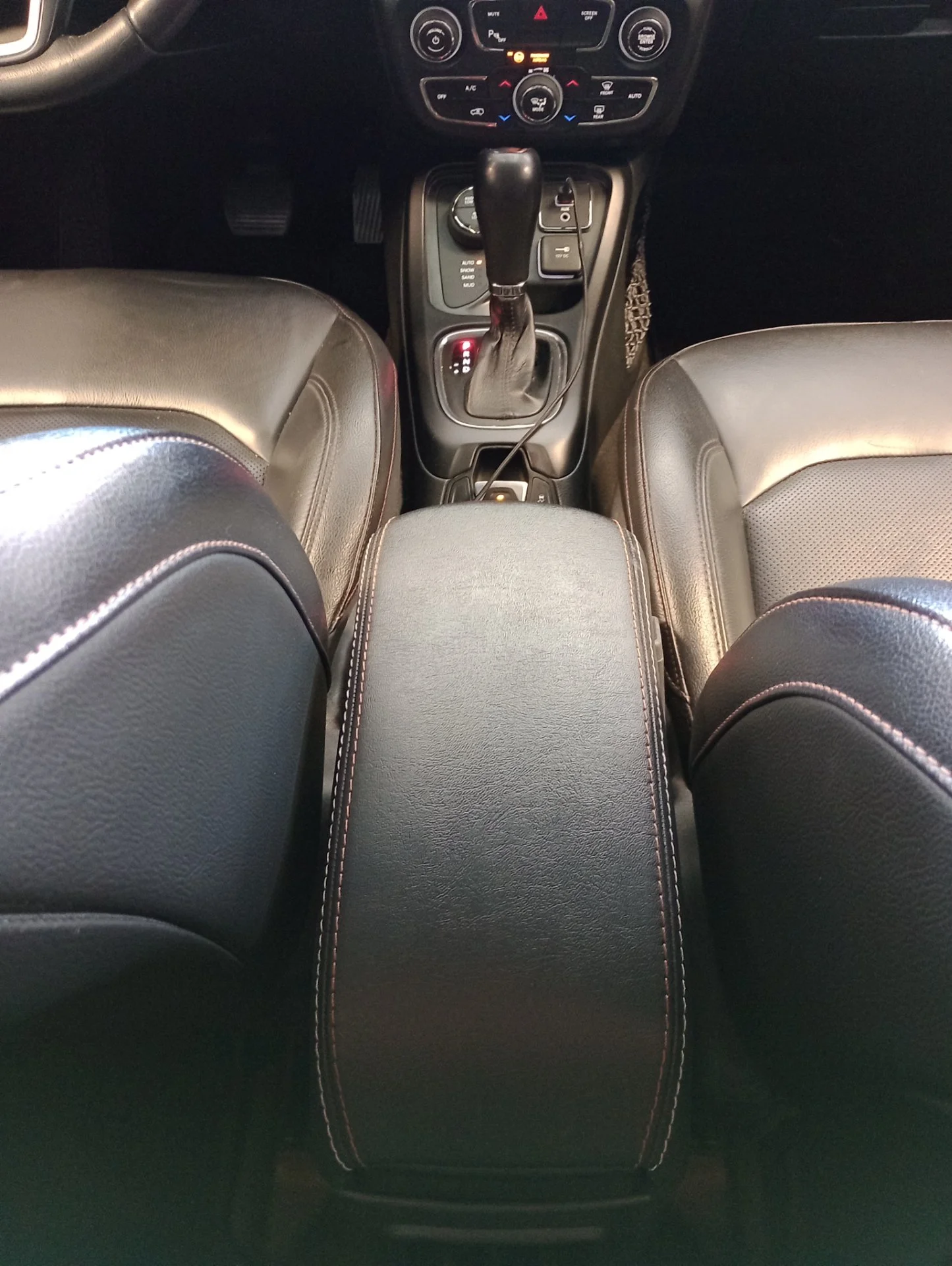 Jeep Compass - Foto 22