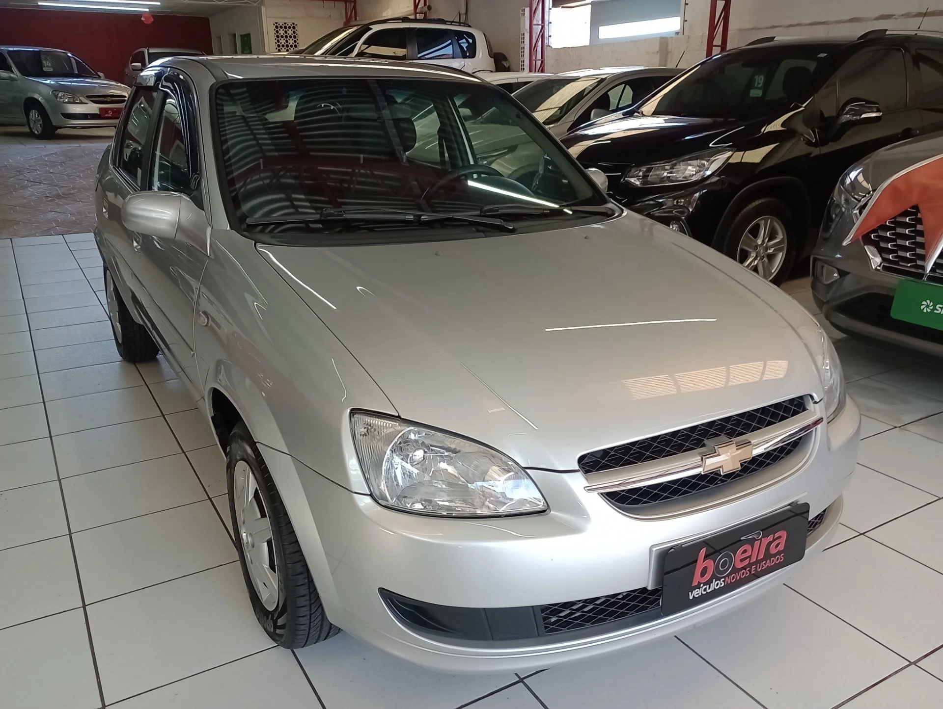 Chevrolet Classic - Foto 12