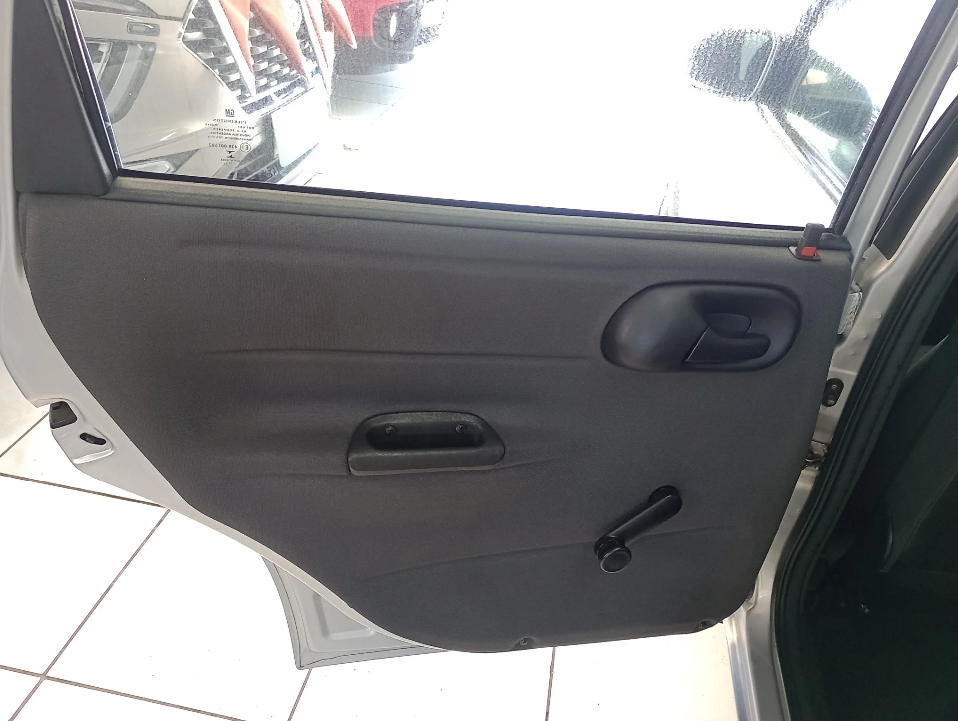 Chevrolet Classic - Foto 5