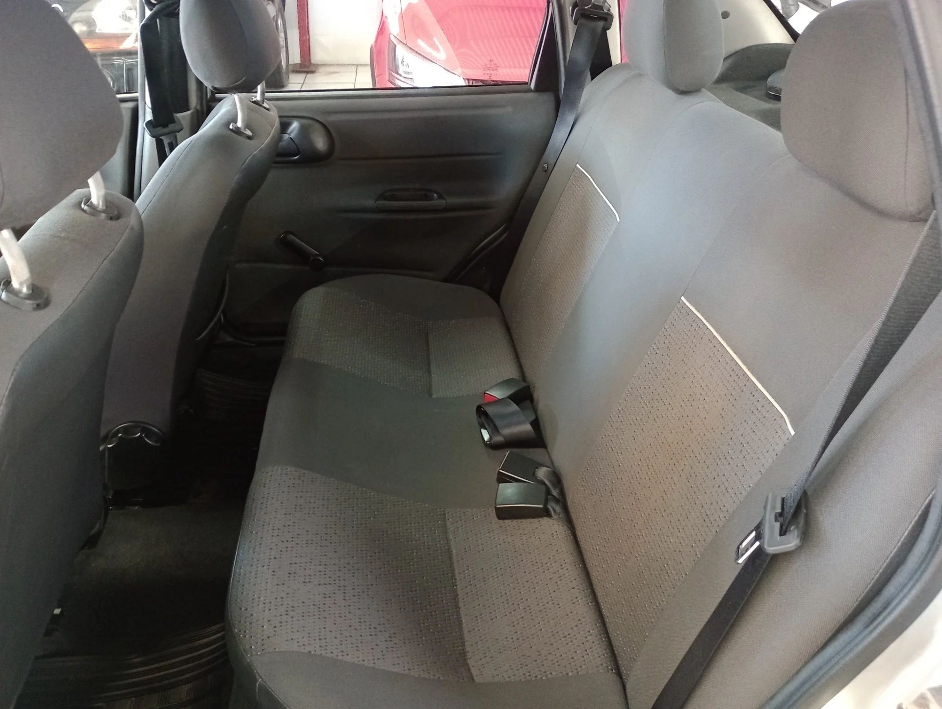 Chevrolet Classic - Foto 14