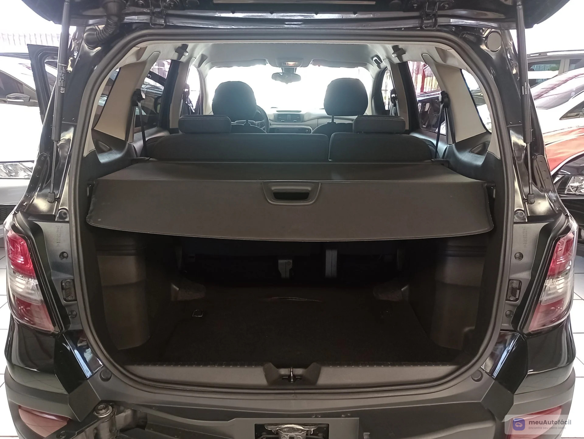 Chevrolet Spin - Foto 9