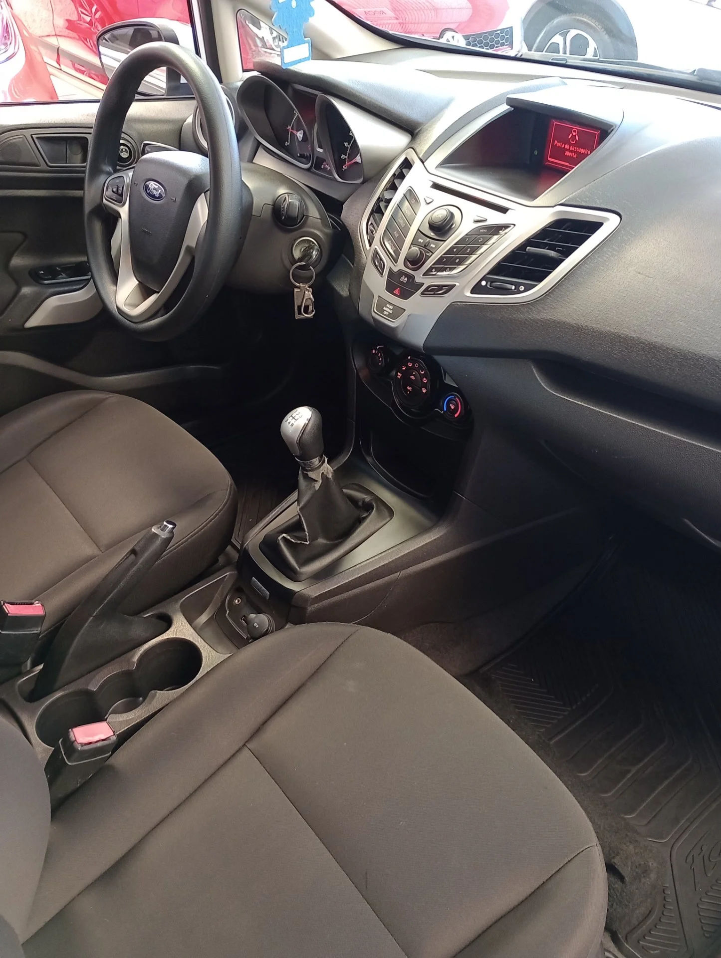 Ford Fiesta - Foto 18