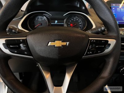 Chevrolet Onix - Foto 8