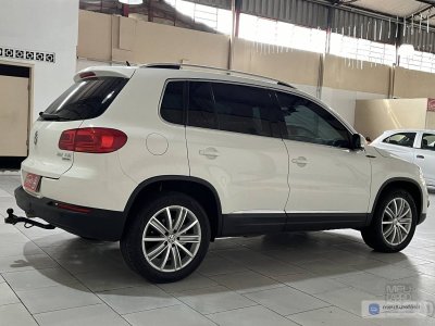 Volkswagen Tiguan - Foto 3